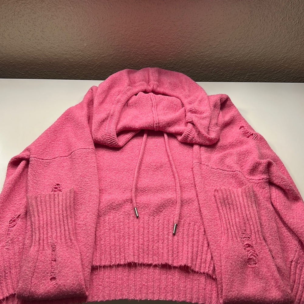 American Eagle Outfitters brand long sleeve